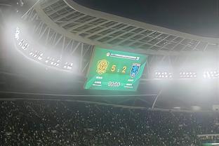 世体：未来可期！巴萨将阿劳霍和库巴西视为球队的主力后防组合